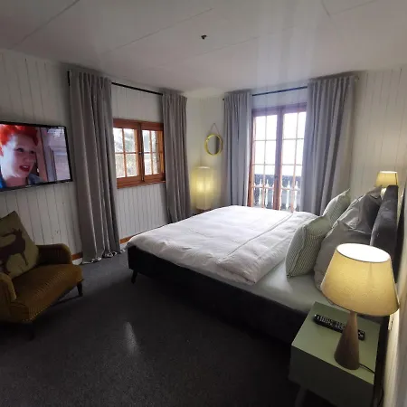 Elvira House Montreux, Un Lieu Magique ! Villa Buitenkant foto